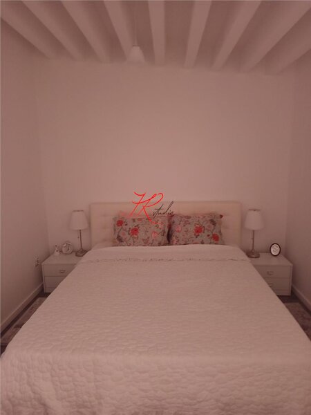 Pod Constanta, vanzare studio bloc 2012.